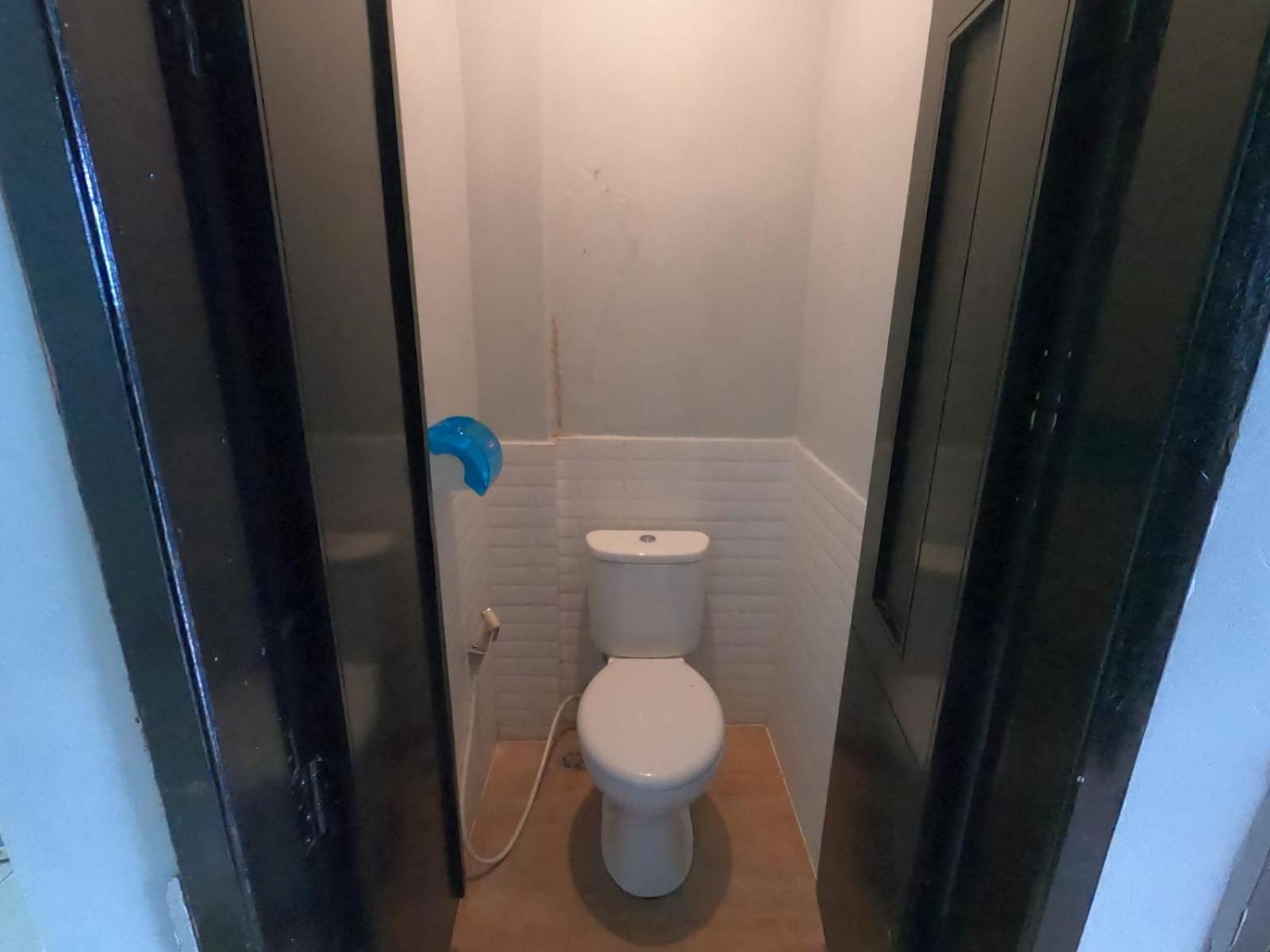 Innbox Hostel Sorong Bagian luar foto